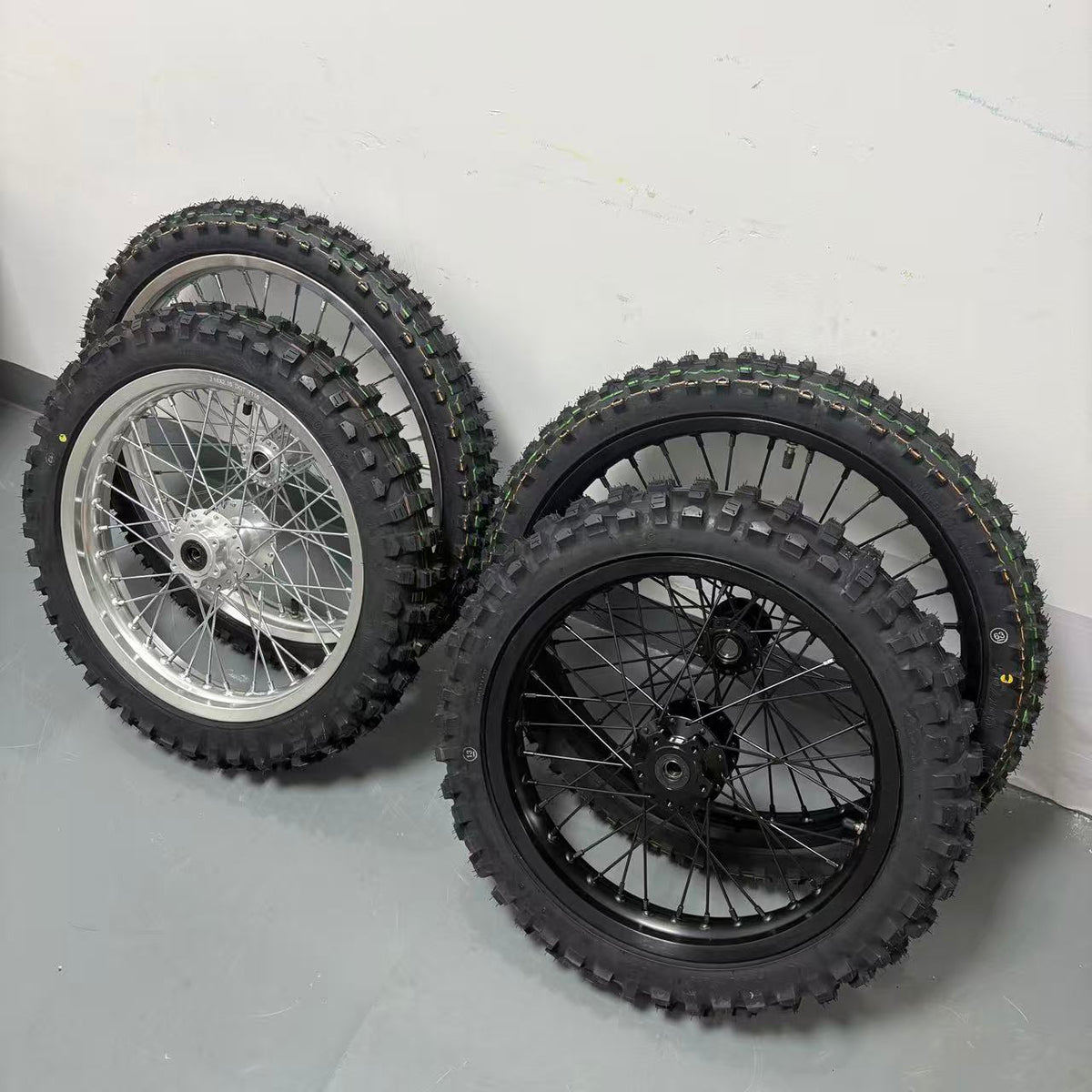 Light Bee 19/16 Inch Off Road Front Rear Wheel Set